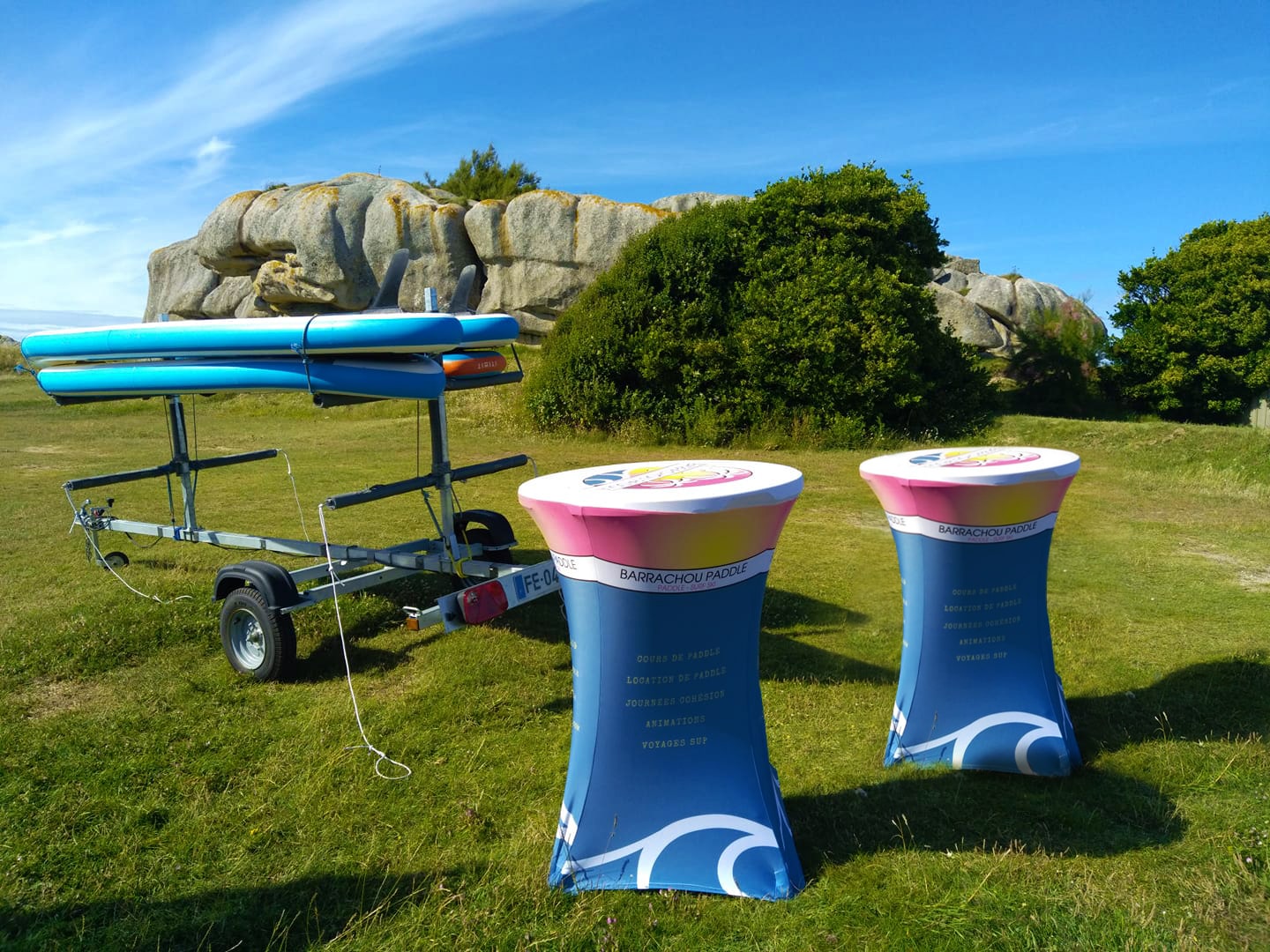 Mobilier pliant personnalisable de couleurs avec des paddles 